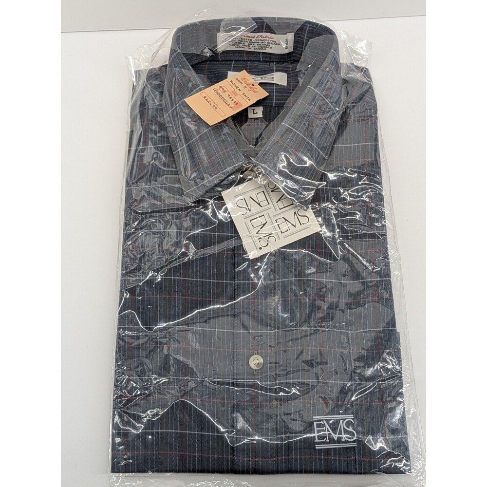 EMS Men's Large Blue Gray Plaid Woven Casual Button-Down Shirt NEW Taiwan